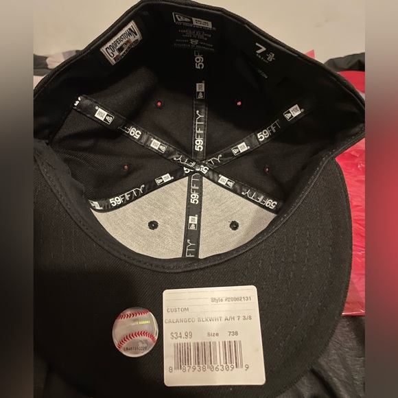 New Era California (Los Angeles) Angeles Black and White Cooperstown Fitted - Picture 5 of 6